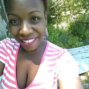 Meet your Posher, Nazlah